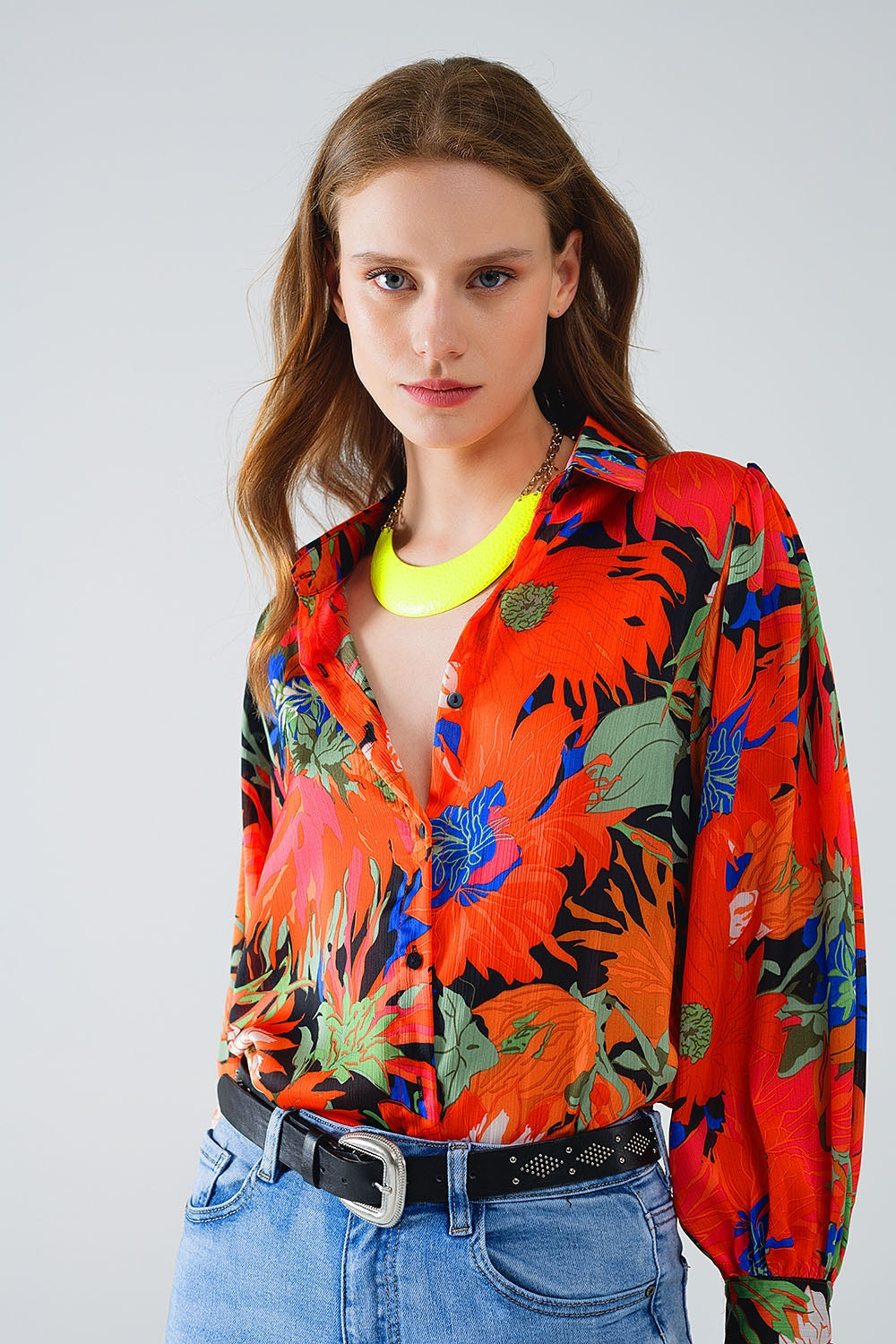 Floral Balloon Sleeves Chiffon Shirt in Black-5